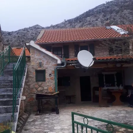 Ivaneza Apartman Starigrad Paklenica Exterior photo