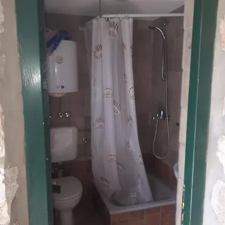 Ivaneza Apartman Starigrad Paklenica Exterior photo