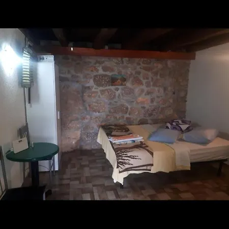 Ivaneza Apartman Starigrad Paklenica Exterior photo