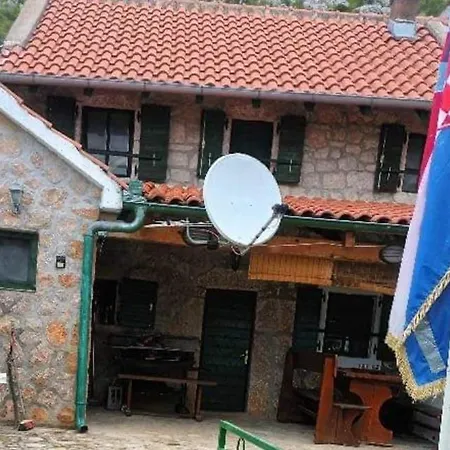 Ivaneza Apartman Starigrad Paklenica Exterior photo