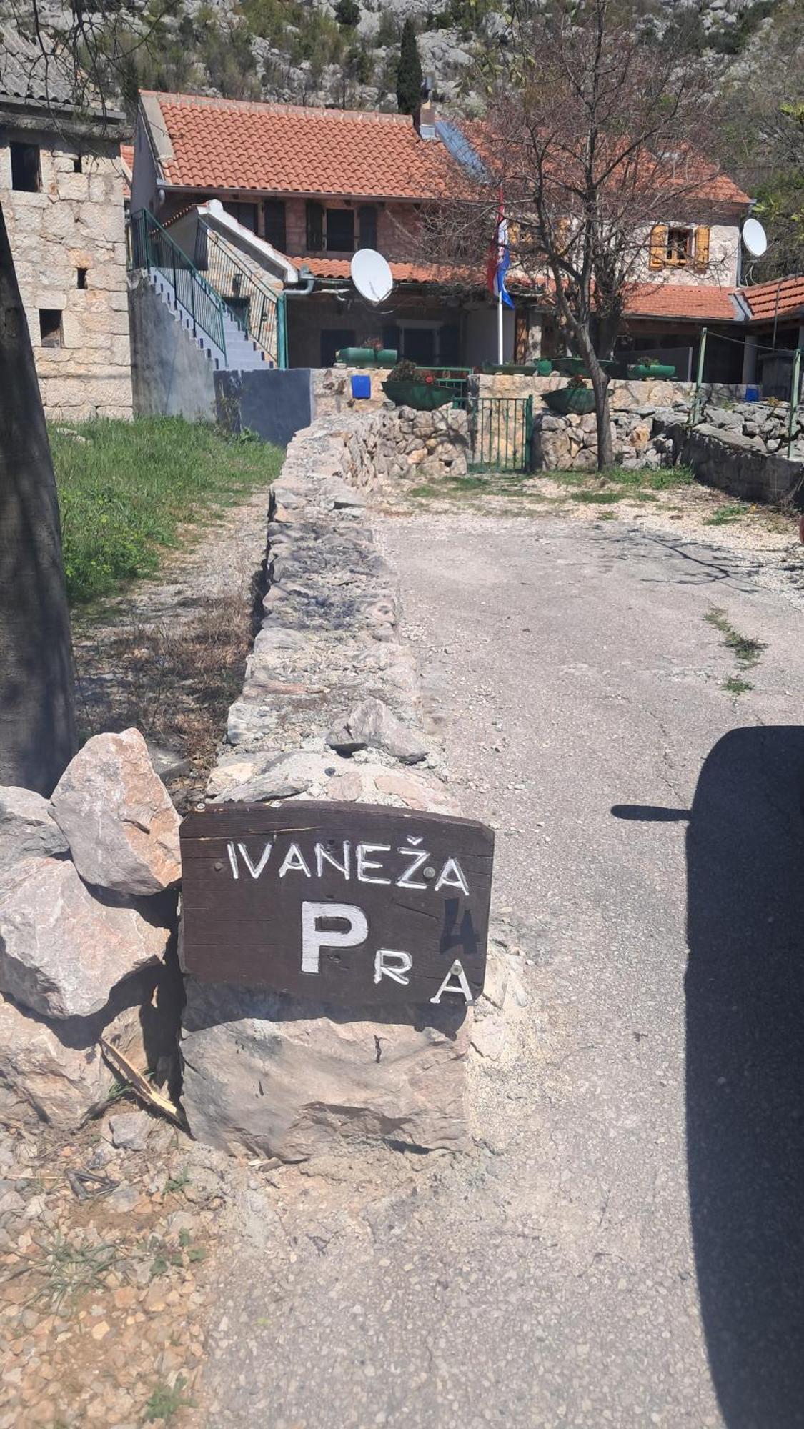 Ivaneza Apartman